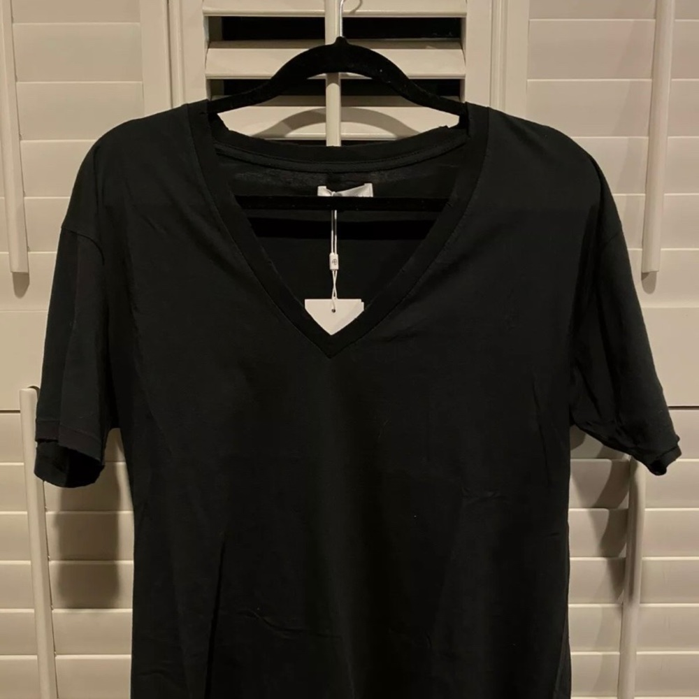 Anine Bing Deep Vneck Black Tee